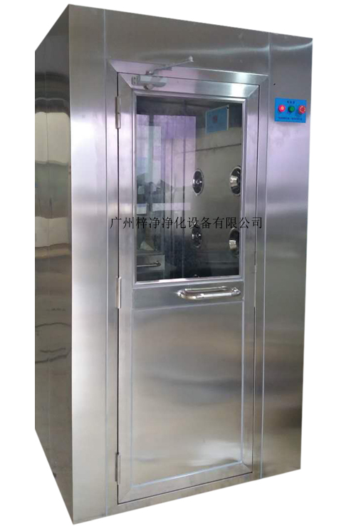 風(fēng)淋室是進(jìn)入潔凈室所必需的通道，可以減少進(jìn)出潔凈室所帶來的污染問題。