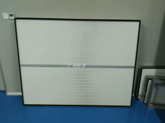 HEPA高效過濾網(wǎng)可廣泛用于光學(xué)電子、LCD液晶制造，生物醫(yī)藥、精密儀器、飲料食品，PCB印刷等行業(yè)無塵凈化車間的空調(diào)末端送風(fēng)處。